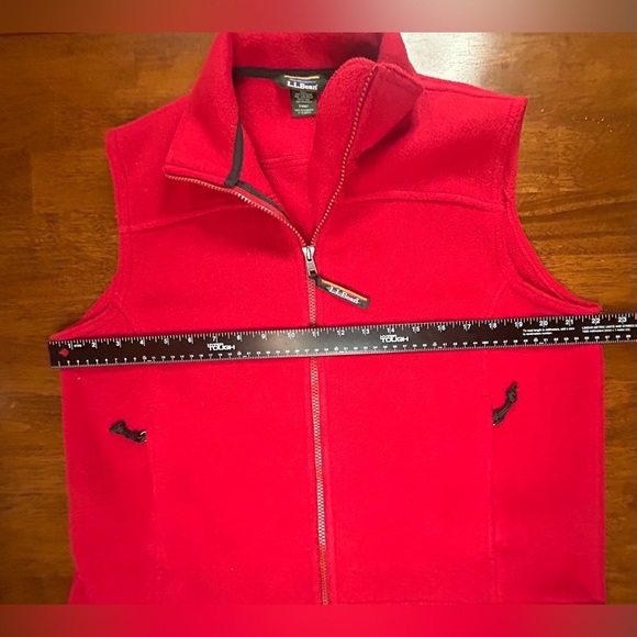 L.L.Bean Red Fleece Vest - Picture 3 of 4